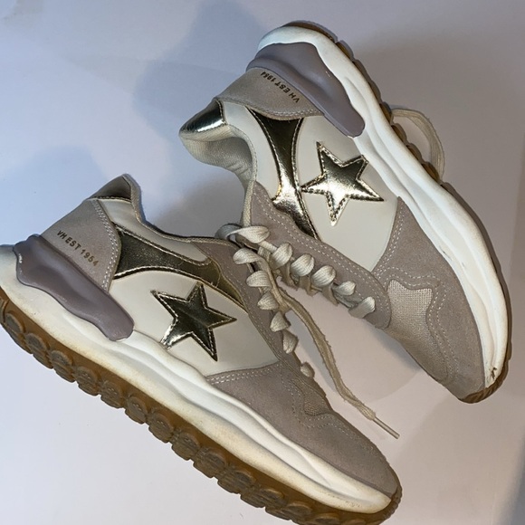 Vintage Havana Cream and Gold Star Sneakers SZ 8 - Picture 4 of 12